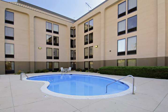 Quality Inn Florissant-St Louis Facilities photo