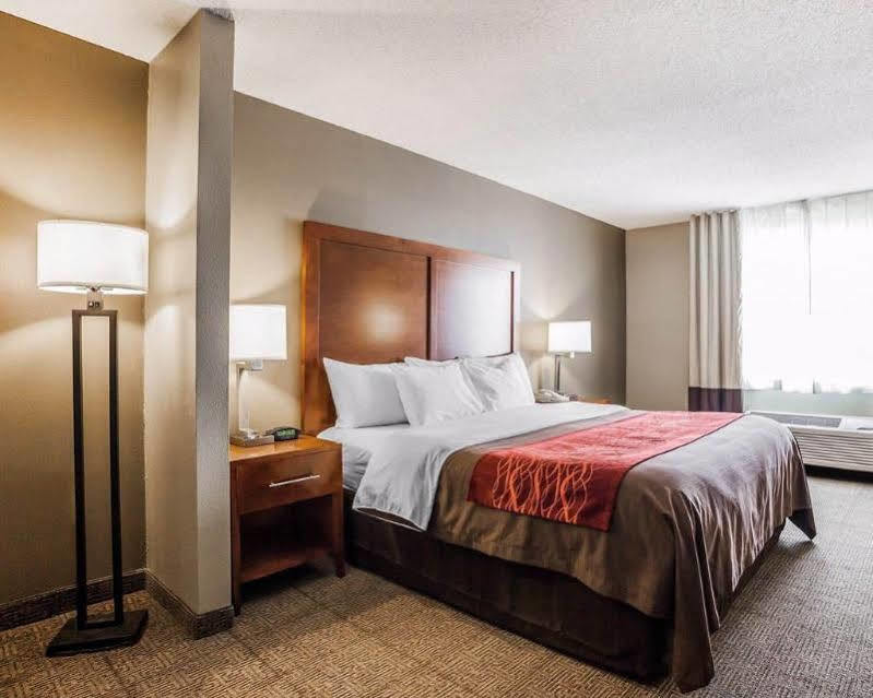 Quality Inn Florissant-St Louis Exterior photo